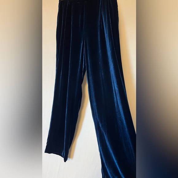 Field Manor Pants - Vintage Field Manor Women’s Silk Rayon Blend Velvet Wide Leg Pants - Navy - Sz 8